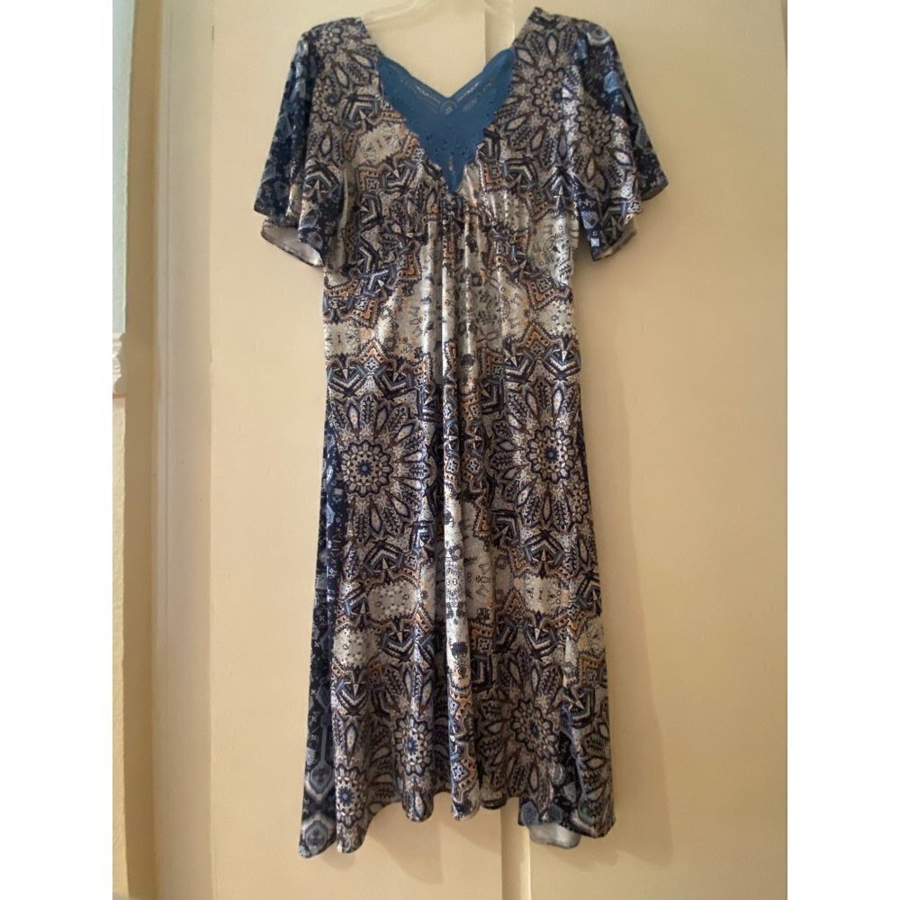 World Unity t-shirt dress, size M